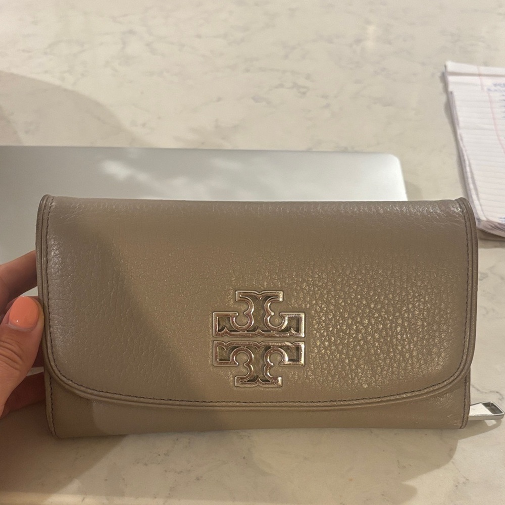Tory Burch Taupe Leather Wallet